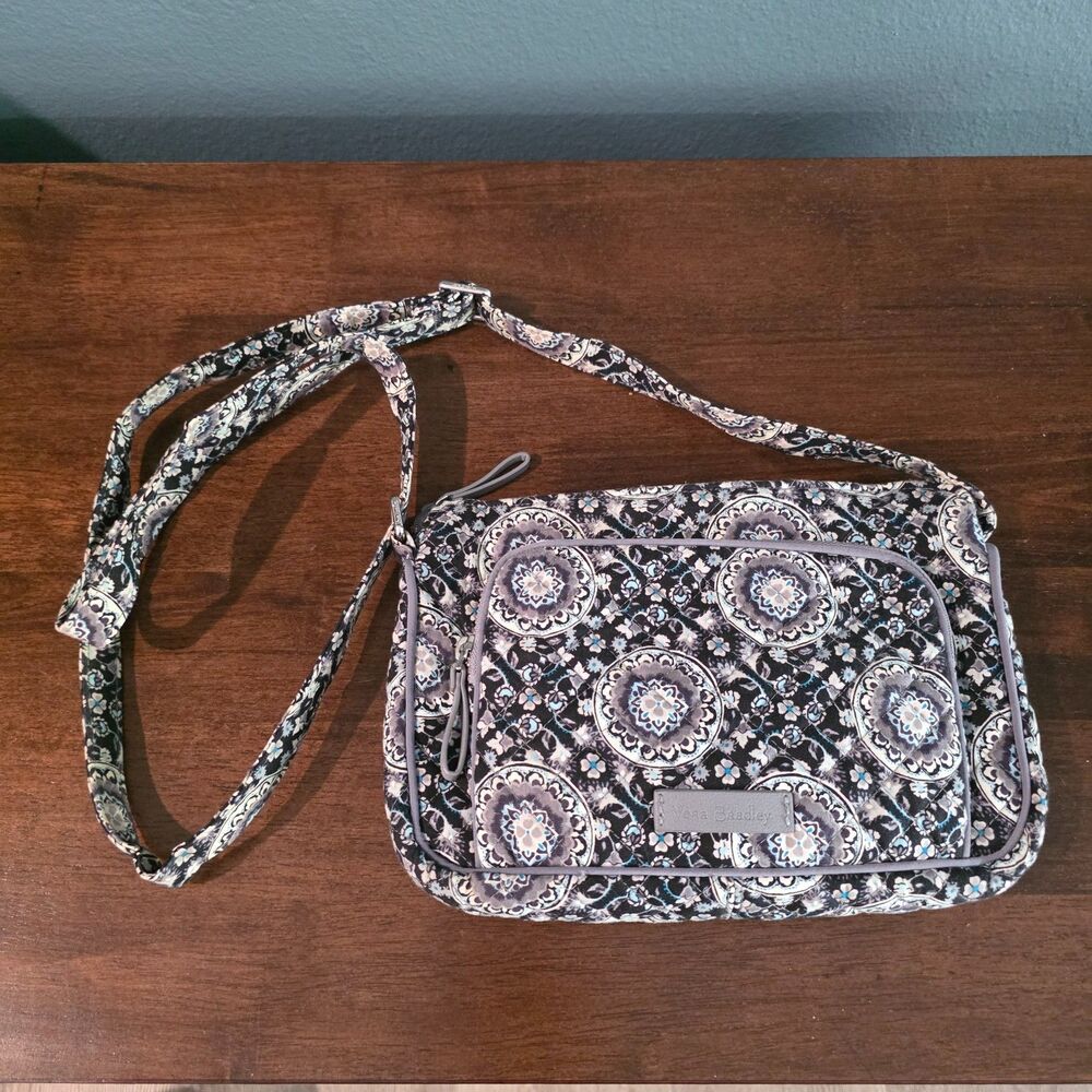 Vera Bradley Hipster Crossbody Bag Black Blue Gray Medallion Quilted Purse bag